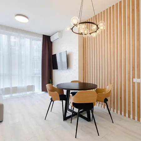 Appartement Petrovdom Apatrments 4-196 In Rc Yaroslaviv Grad, Bulvarno-kudriavska 17